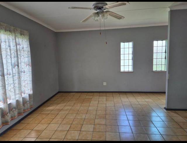 3 BEDROOM HOUSE FOR SALE IN GERMISTON CENTRAL